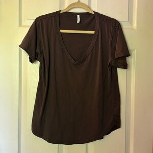 Z Supply charcoal v-neck tshirt